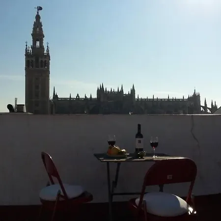 Ubicacion Junto Catedral A Acond Y Wifi Seville