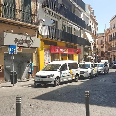 Apartment Ubicacion Junto Catedral A Acond Y Wifi Seville